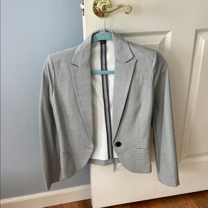 Amanda & Chelsea Light Gray Blazer
